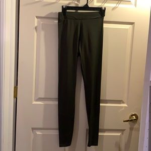 Forever 21 army green leggings!💚